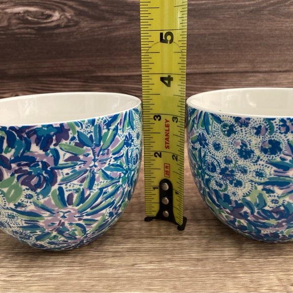 Set of 2 Lilly Pulitzer Mugs Blue Floral Gold Accents Cottagecore Coffee Cups - Picture 9 of 9